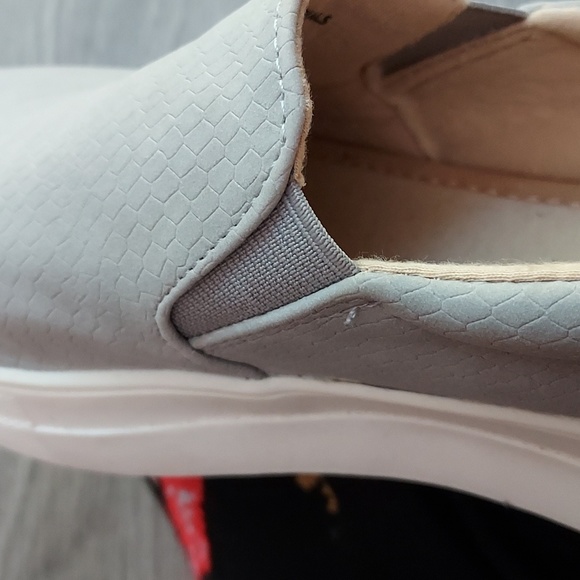 Soda slip on shoes grey with some stretch on top 8.5 - Picture 10 of 11